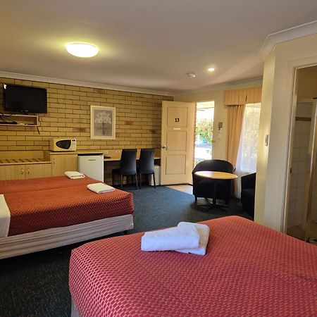 Cotswold Motor Inn Toowoomba Exterior photo