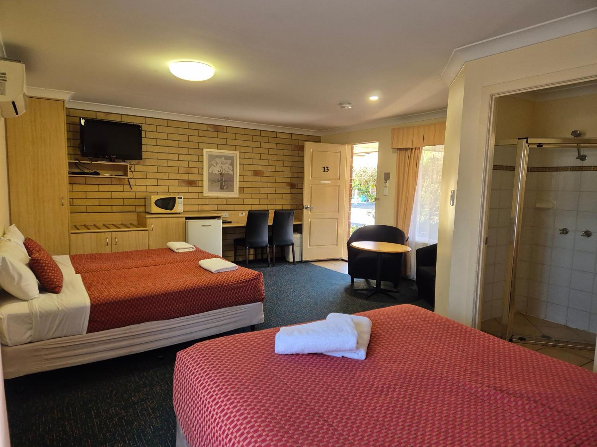 Cotswold Motor Inn Toowoomba Exterior photo