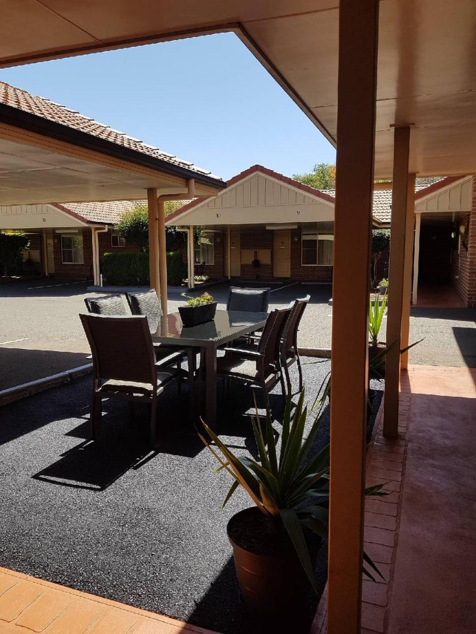 Cotswold Motor Inn Toowoomba Exterior photo
